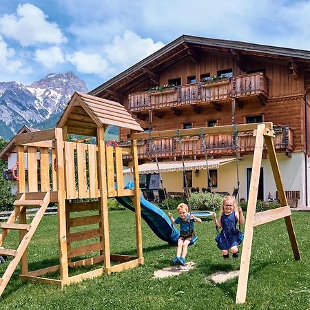 Haus Obermuehle Bed and Breakfast Maria Alm am Steinernen Meer Buitenkant foto